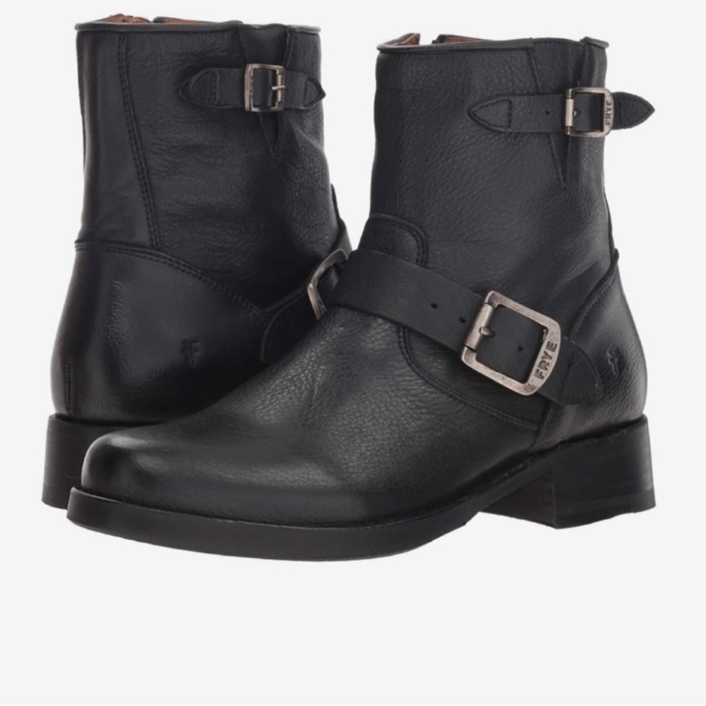 Brand new w box Frye Vicky Engineer Boots Leather